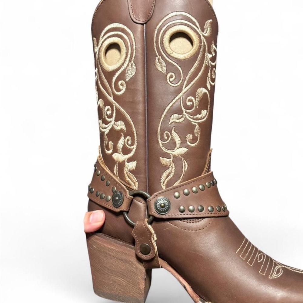 Brown Western Cowboy Boots with Embroidery